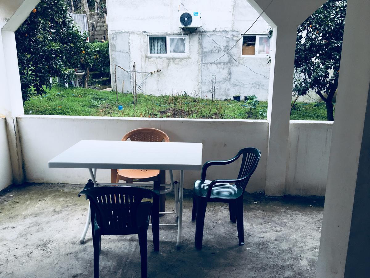 Marina Kvariati Bagian luar foto